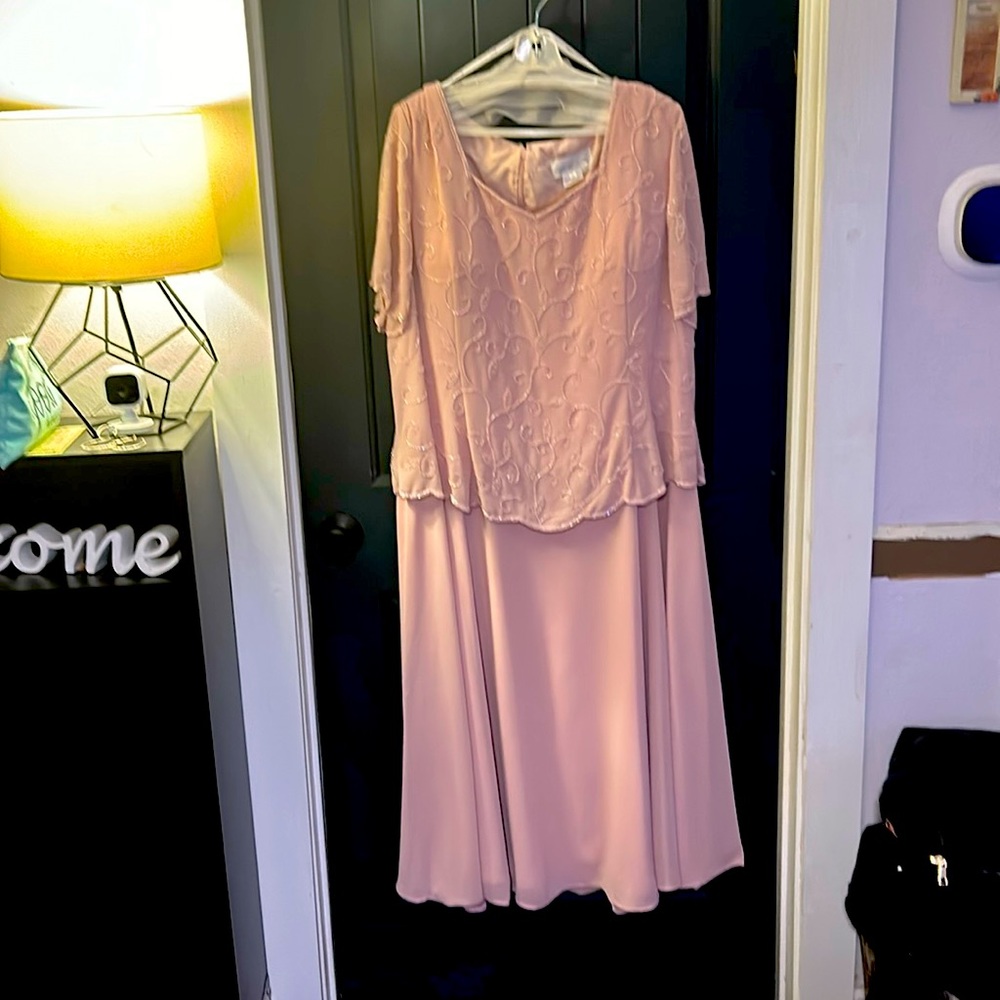 Night scene dress